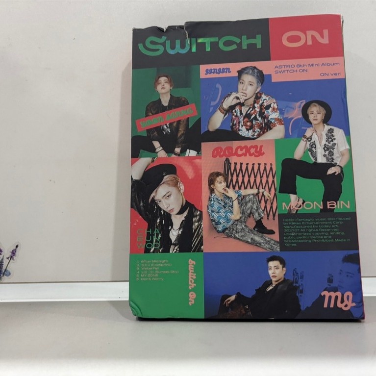 1 CD MUSIC  ซีดีเพลงเกาหลี    ASTRO - SWITCH ON    (F3B20)