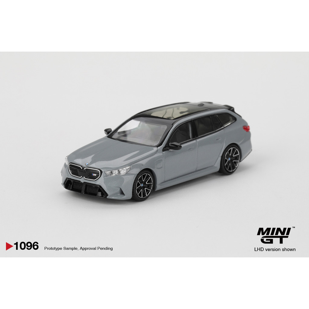 MINI GT No.1096 BMW M5 Touring (G99) Brooklyn Grey Metallic MGT01096