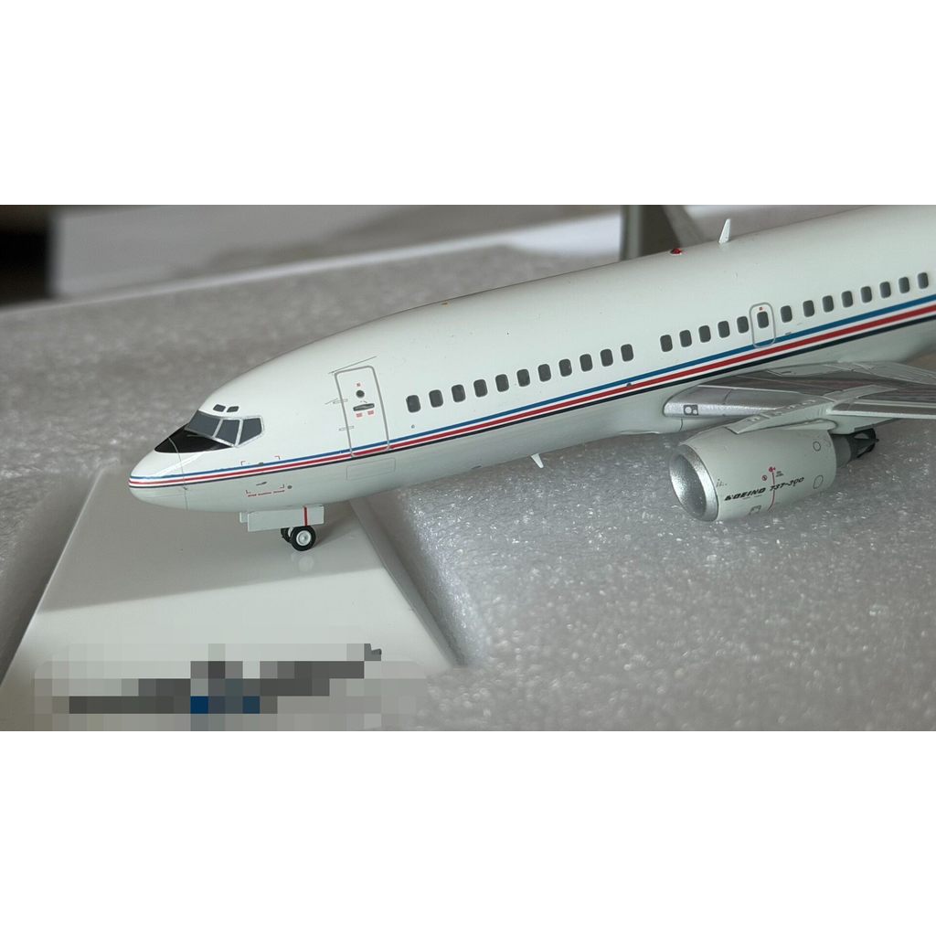 Pt 1/200 China Air Force B737-300 B-4020 ของสะสม