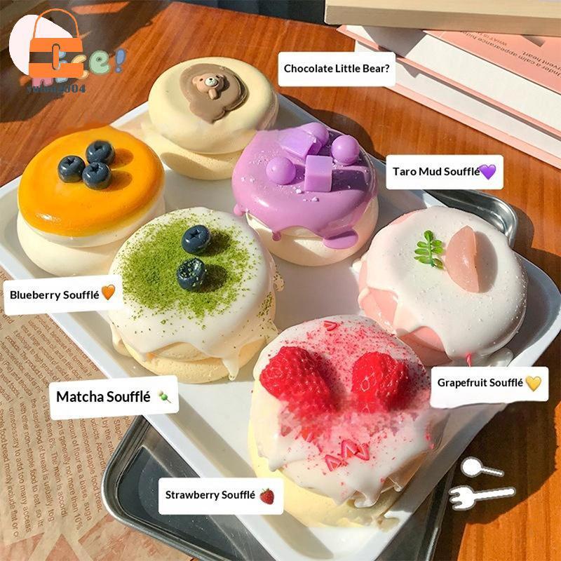 [PE] สตรอเบอร์รี่ Souffle Squishy ของเล่นเนื้อครีมนุ่มและอาหารสมจริงดูที่สมบูรณ์แบบสําหรับความเครียดบรรเทาเด็กของขวัญตกแต่งโต๊ะ TH