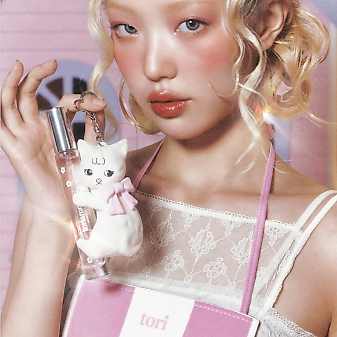TORIAROMA | [ KEYCHAIN ] Little Kitten 🐱 *ไม่รวมขวดน้ำหอม* สำหรับกอดขวด edp Little Daisy สุดน่ารัก ห้อยกระเป๋าไปทุกที่