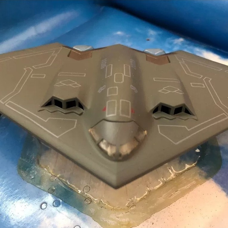 [พร้อมสต็อกหากคุณมีคําถามใด ๆ ติดต่อ] เครื่องบินรุ่น B-2 Stealth Coaxing Chicken Model Airplane Mode