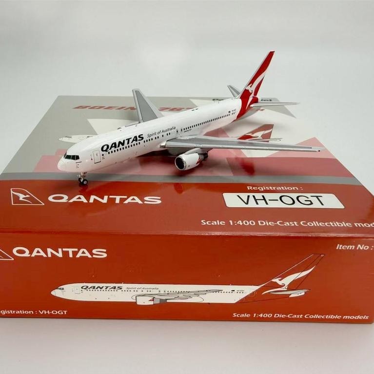 PandaModel 62518 62519 Australia Airlines B767-300ER เครื่องบินโดยสาร รุ่น 1/400