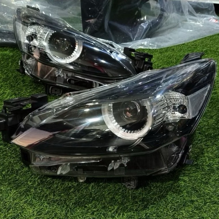 ไฟหน้าMazda2 มาสด้า2 ปี2019-2023 ของแท้