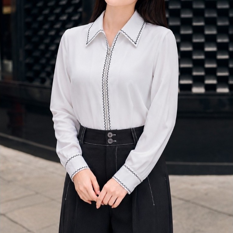 เสื้อเชิ้ตผู้หญิง CCHAT คอปกเยอรมัน Aria แขนยาว Slim Fit วัสดุดิบไม้ไผ่นุ่ม 16FDT2083ST