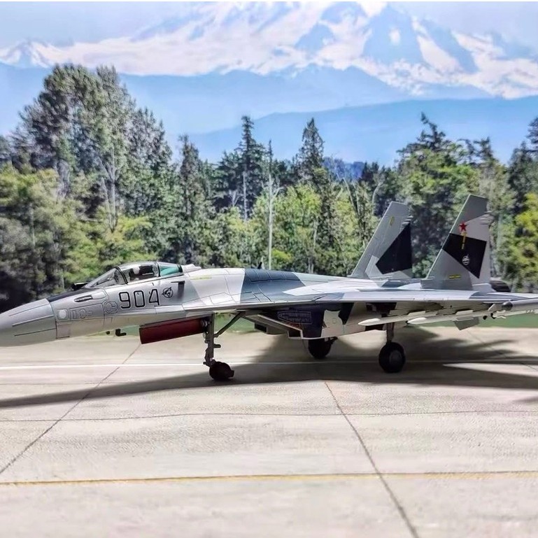 【Pre-Order】 Diecast Model Hobby Master 1:72 – Su-35 Flanker “Prototype” (HA5717)