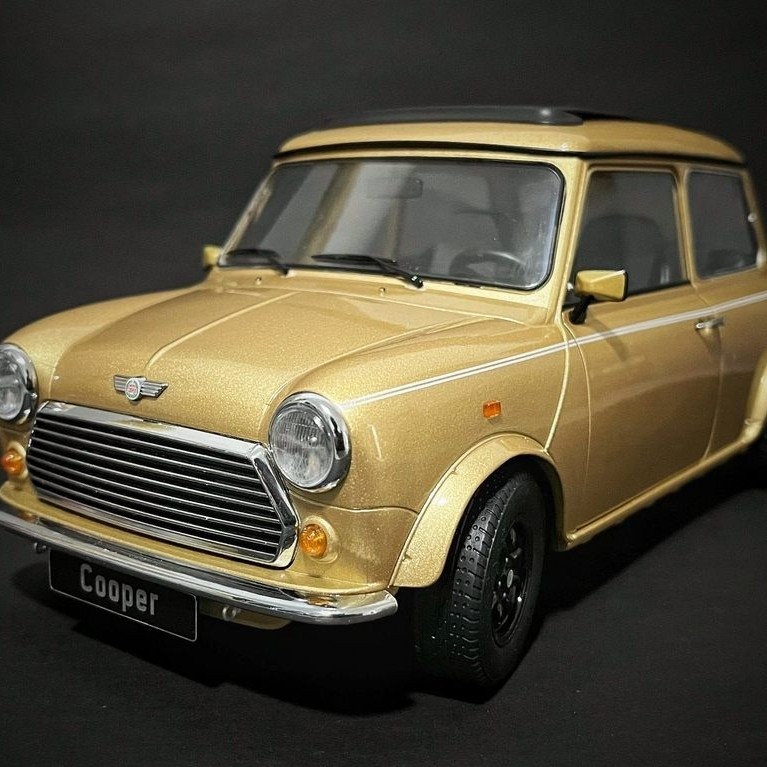1/12 KK-sale MINI COOPER MINI COOPER บรรจุภัณฑ์เดิมใหม่เอี่ยมพร้อมข้อบกพร่องแสงเช่นรอยขีดข่วนสีขนาดเ