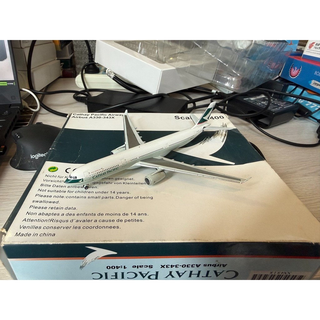 ปีก JC 1/400 CX Cathay Pacific A330-300 ของสะสม