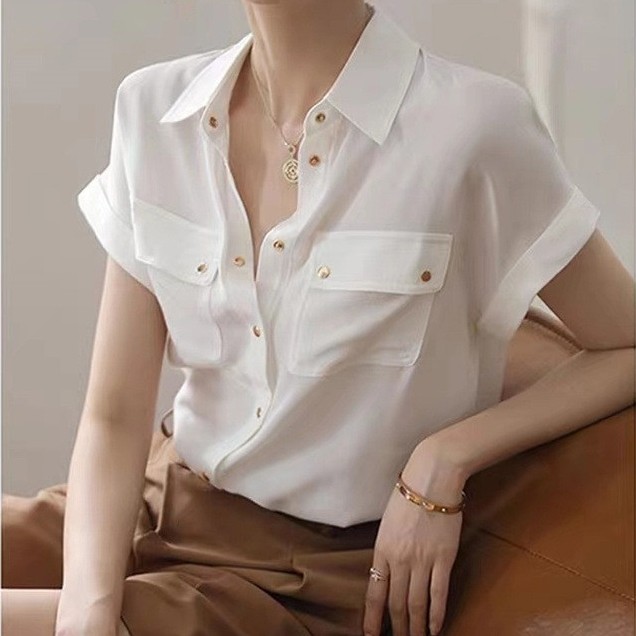 夏季翻领气质设计感港风复古上衣设计感女士短袖卷边衬衫Summer Lapel Elegant Design Hong Kong Style Retro Top chceweng13.my2026041