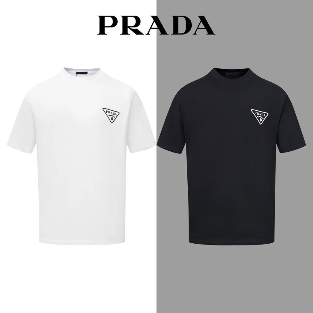 Prada/Prada 2026 คลาสสิกรอบคอแขนสั้นเสื้อยืดผู้ชายผู้หญิงสไตล์ Slim-fit Creative Western สไตล์รอบคอ 