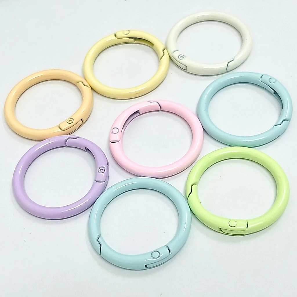 ห่วง กลม สปริงล็อค ขนาด33mm หนา4mm มี 3 โทนสี สีสด พาสเทล โทนวินเทจ ทำเครื่องประดับ DIY อุปกรณ์งานฝีมือ พวงกุญแจ ของตกแต