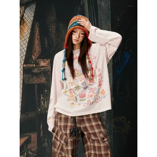 SUIKONE ซุยโคเนะ เสื้อยืดแขนยาวผู้ชายแฟชั่นอเมริกันกราฟฟิตีสไตล์ที่เป็นกลางคุณภาพสูง