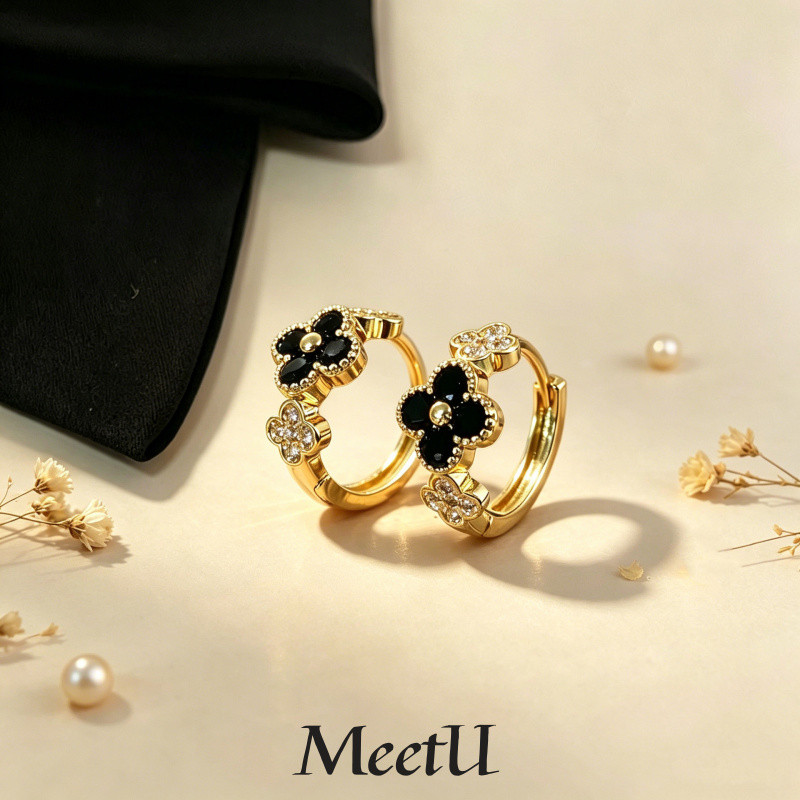 S925 เงินแฟชั่น Four-Leaf Clover ฝังต่างหูเพทายสีสันสดใสผู้หญิง