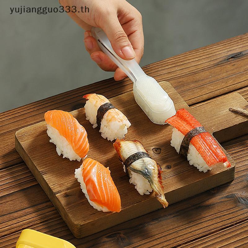 # yujiang # ซูชิ Mould Onigiri อาหารกลางวันเครื่องทําซูชิทําเครื่องมือ DIY Bento Rice Ball ง่ายต่อการทําชุดซูชิพลาสติก Gadgets ครัว