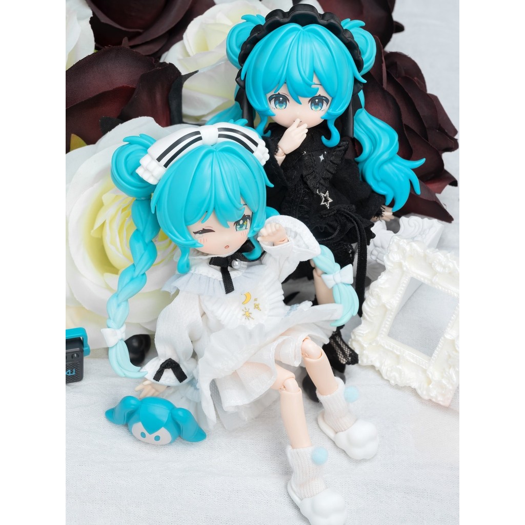 Blokees Hatsune Miku: จุดเริ่มต้นของเพลง Series BJD ตัวเลขการกระทํากล่องตาบอดตุ๊กตา Action Figurines เครื่องประดับของเล่นอินเทรนด์คริสต์มาสของขวัญประณีต