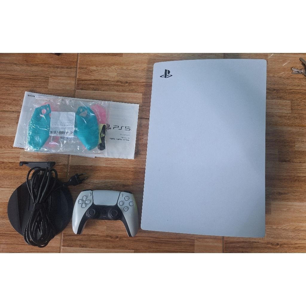 Playstation 5 เครื่องเล่น PS5 แบบแผ่น มือสอง Console Disc Model CFI-1218A 825GB Sony of Thailand Sec