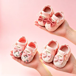 🌸NEW🌸รองเท้าเด็กแรกเกิด องเท้าเด็กผ้าฝ้าย ลายดอกไม้เล็ก น่ารักสวยงาม กันลื่น ระบายอากาศ นุ่มสบาย