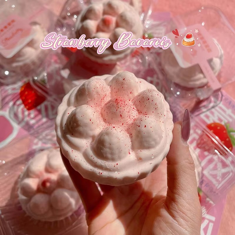 Squishy ของเล่นบรรเทาความเครียดสตรอเบอร์รี่ Melaleuca Mousse เค้กฟื้นตัวช้า