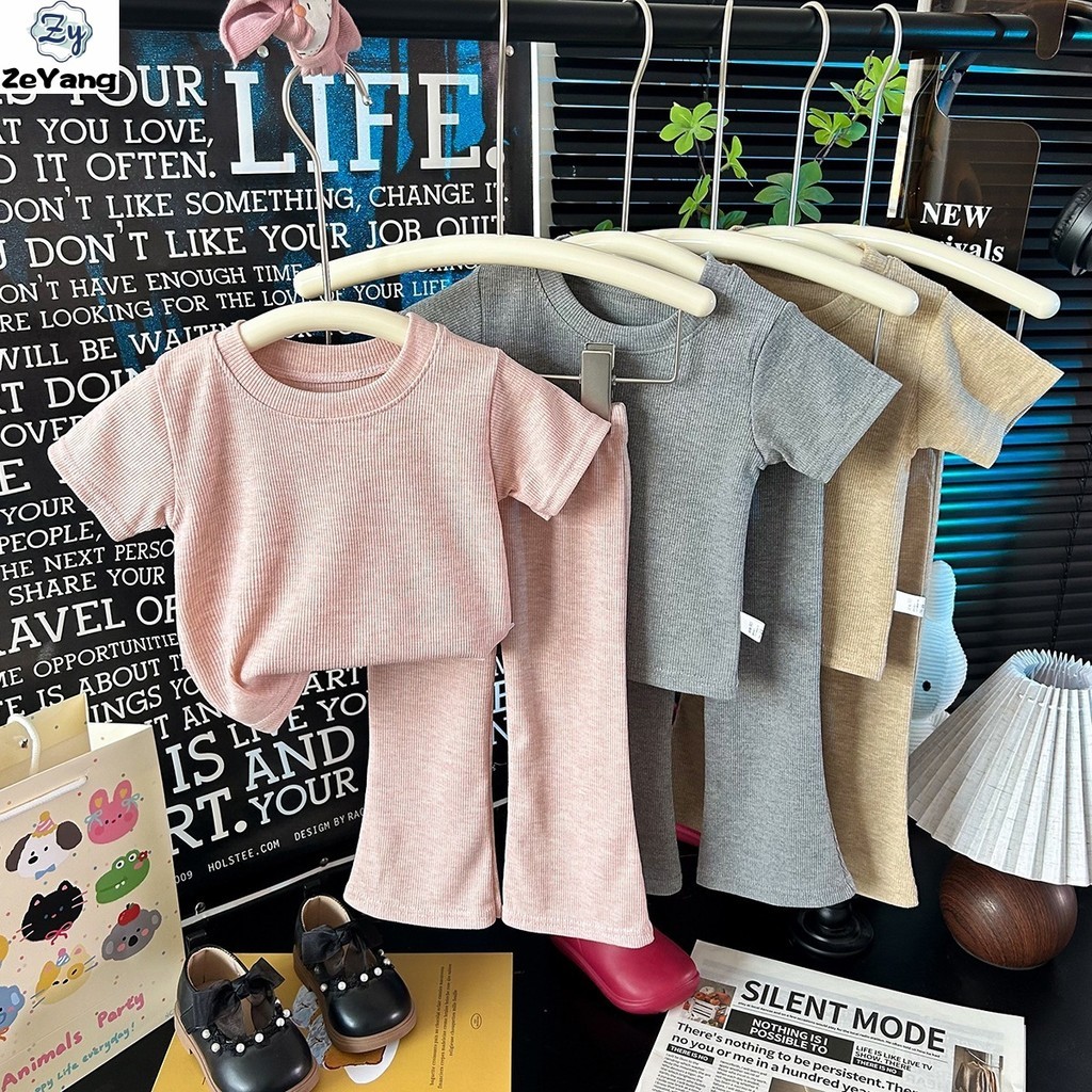 [ซี่] 70-130พร้อมสต็อกเด็กสบายๆกางเกงบานสูทถักแขนสั้นเสื้อยืดสูทเด็กสาวแฟชั่นกางเกงสีทึบด้านบนแฟชั่นเสื้อผ้าเด็กการจัดส่งสินค้าที่รวดเ
