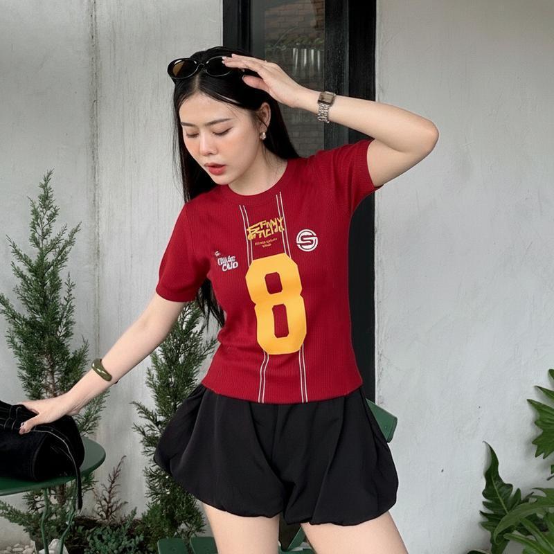【จัดส่งตลอด 24 ชั่วโมง】เสื้อยืดแขนสั้นคอกลมตัดเย็บด้วยเสื้อยืดอ้วนผู้หญิง แต่งตัวช่วงฤดูร้อนเสื้อยืดแขนสั้นคอกลมการจัดส่