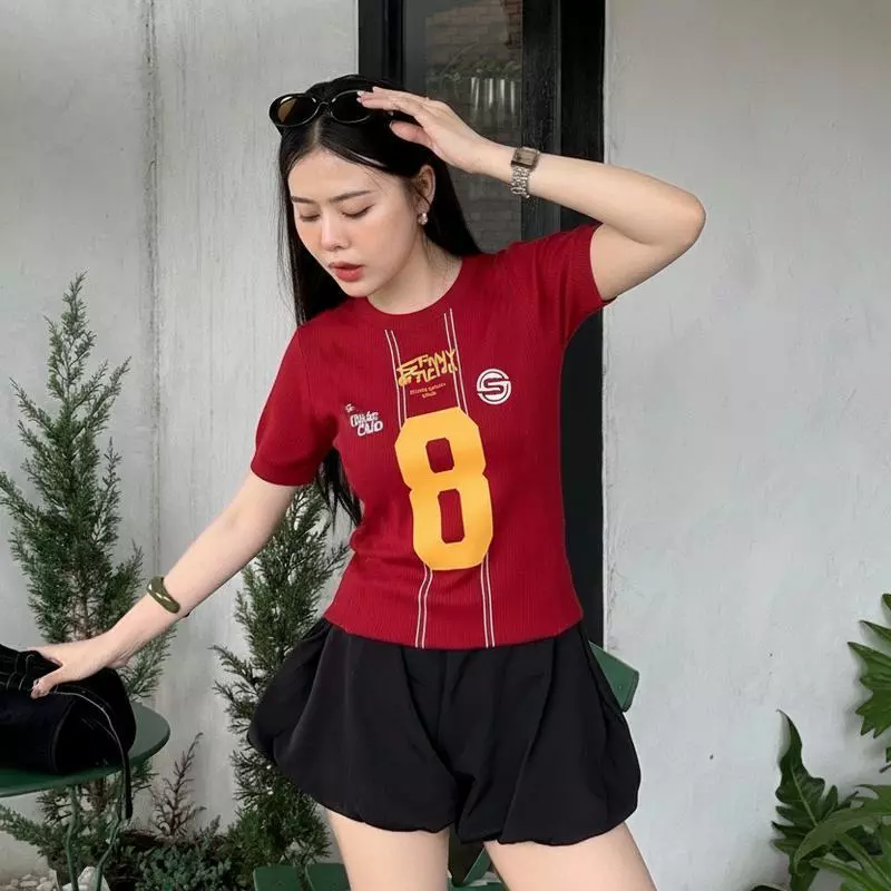 【จัดส่งตลอด 24 ชั่วโมง】เสื้อยืดแขนสั้นคอกลมตัดเย็บด้วยเสื้อยืดอ้วนผู้หญิง แต่งตัวช่วงฤดูร้อนเสื้อยืดแขนสั้นคอกลมการจัดส่
