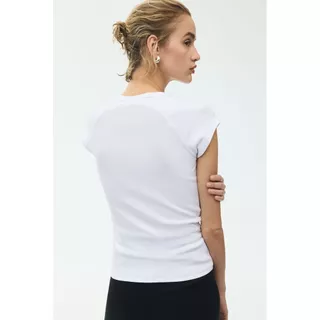 H&M(เอชแอนด์เอ็ม) เสื้อยืดแขนสไตล์แร็กแลน ผู้หญิง 1332194_4
