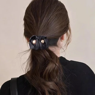 Simple Pearl Bud Grab Clip หญิง High-End Feel สไตล์ใหม่ด้านหลังหัว Anti-slip Ball กิ๊บติดผม Headdress