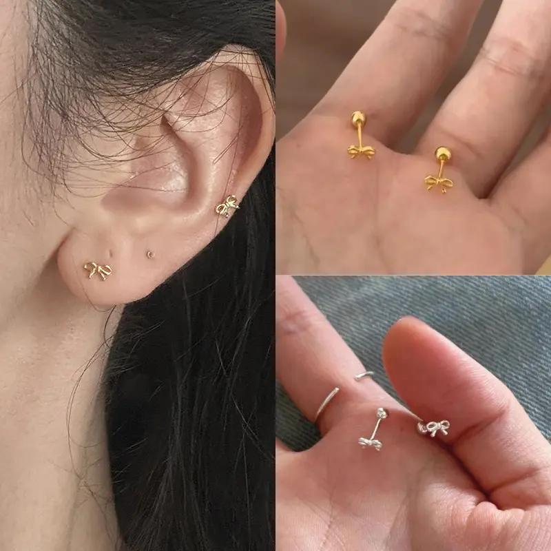 ZDREN ต่างหูมินิโบว์ เรียบง่าย สำหรับผู้หญิงและเด็กผู้หญิง สไตล์หวาน เครื่องประดับนักเรียนประณีต เหมาะสำหรับเป็นของขวัญ