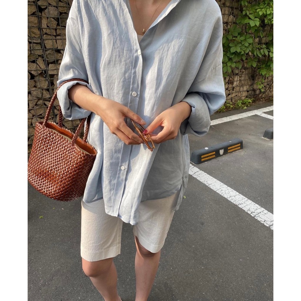 Niche Design Blogger แนะนําหนังวัวเกาหลีทอมือกระเป๋าสะพายแบบพกพากระเป๋าถังตะกร้าผักกระเป๋าหญิง
