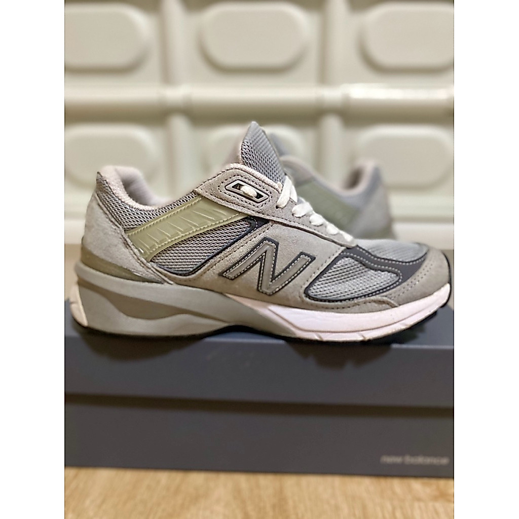 ส่งต่อ newbalance 990v5 แท้