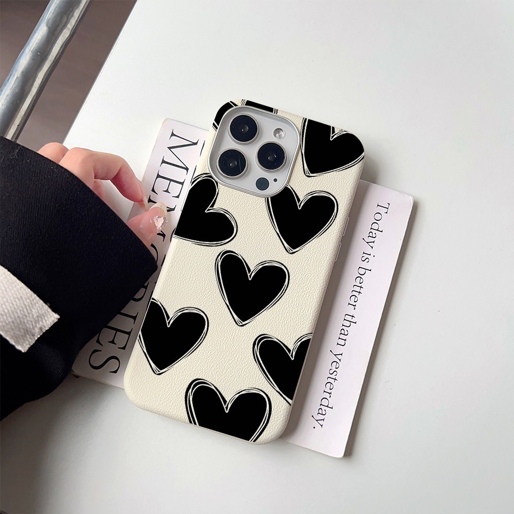 For iPhone เคสไอโฟน หัวใจสีดำ   งดงาม ง่าย และทันสมัย 11 17 12 13 สีดำ, ขอบสีขาว เคสไอโฟน 14 15 16 PLUS 16 PRO MAX