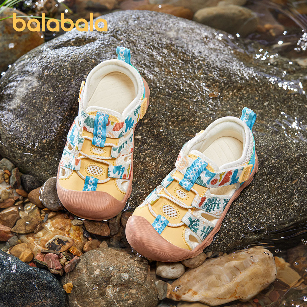 Balabala รองเท้าแตะกีฬาเด็ก ใส่ได้ทั้งเด็กผู้ชายและผู้หญิง แห้งไว กันลื่น น้ำหนักเบา ระบายอากาศ ใส่สบาย เหมาะสำหรับกลางแจ้งและชายหาด รุ่นฮิตขายดี 2026