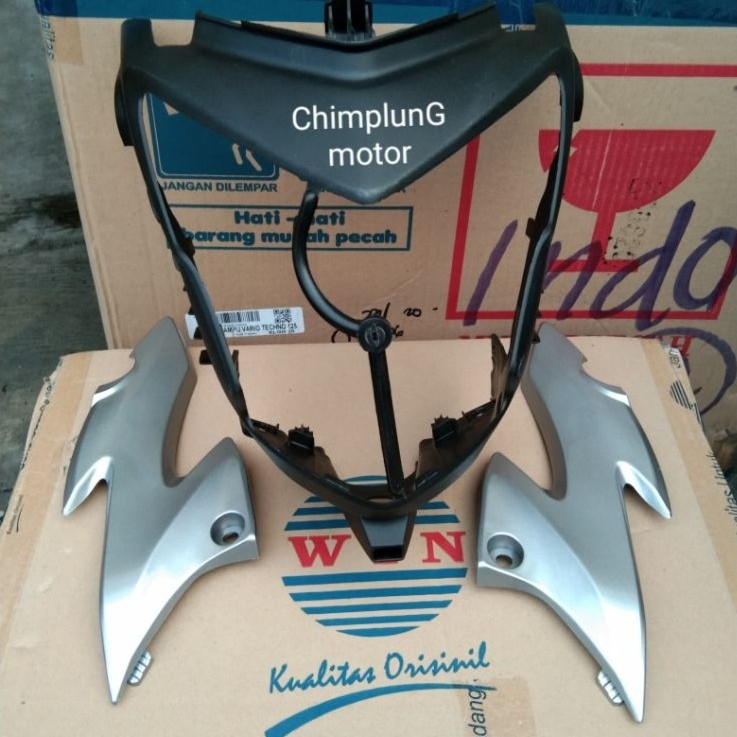 HEADLIGHT SHIELD PLUS ซ้ายและขวาหู HONDA CB150R CB 150 R CB150 R OLD BULB 2012 2013 2014 2015