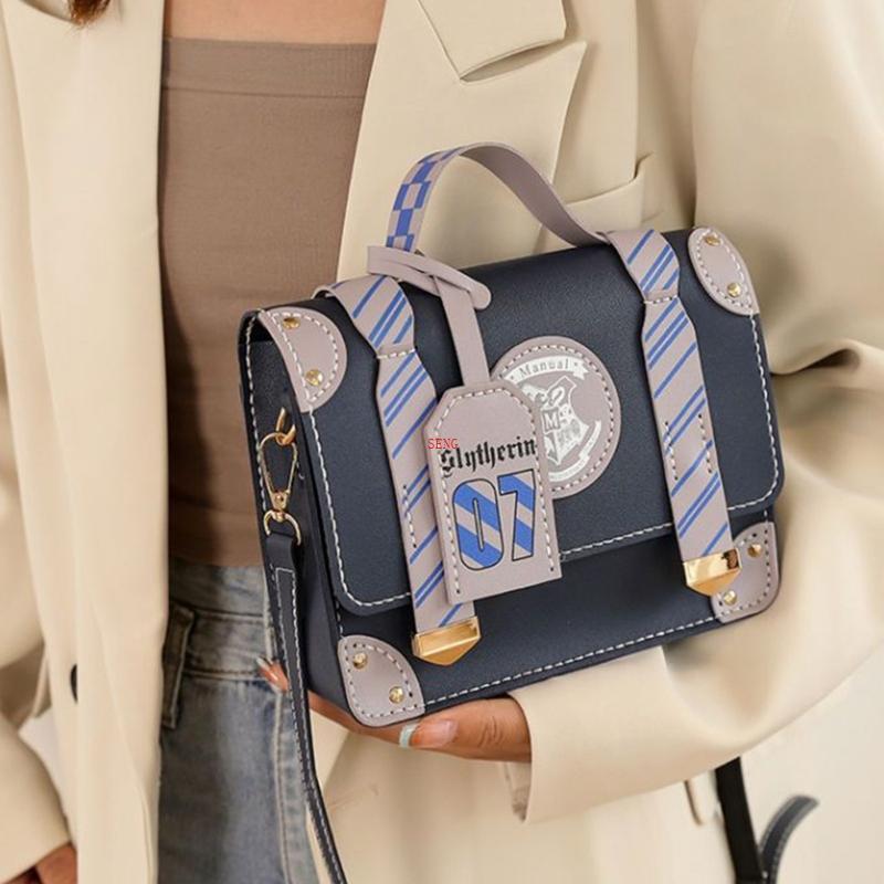 Seng HandcraftedทอCrossbody Stoargeกระเป๋าPUวัสดุสายรัดปรับได้อังกฤษแรงบันดาลใจกระเป๋าถือสําหรับของใช้ประจําวัน