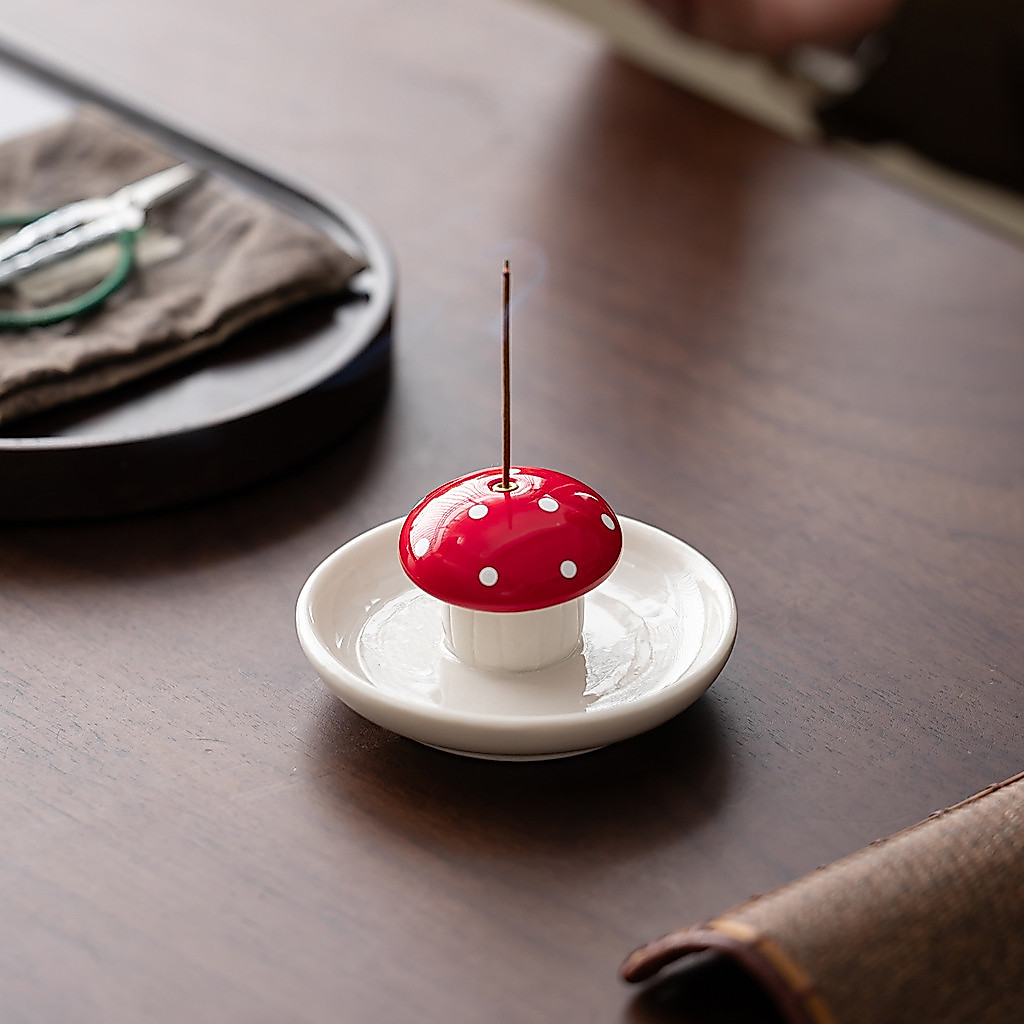 Dreamerhouse Creative เห็ดเครื่องประดับเซรามิคด้ายธูปธูป Stick ในครัวเรือนในร่มเซรามิคผู้ถือธูปธูปธูป