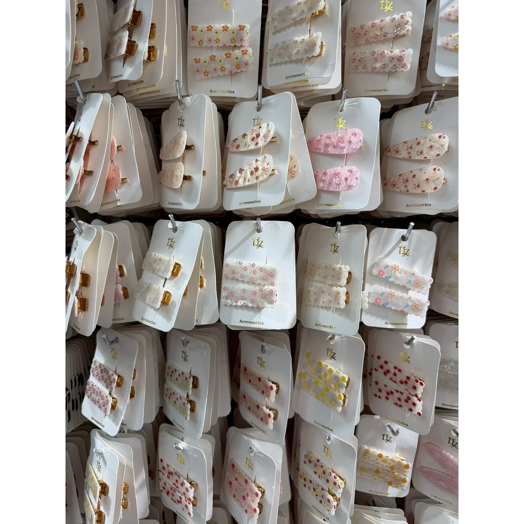 กิ๊บติดผมแฟชั่น ลายดอกไม้ 12 คู่ 24 ชิ้น คละลาย