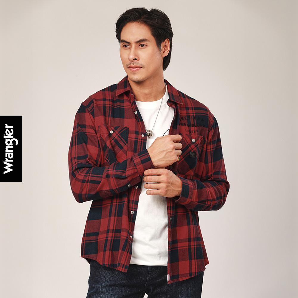 WRANGLER เสื้อเชิ้ตแขนยาวผู้ชาย คอลเลคชั่น Biker Look รุ่น WR F325MSHLN06 สีแดง