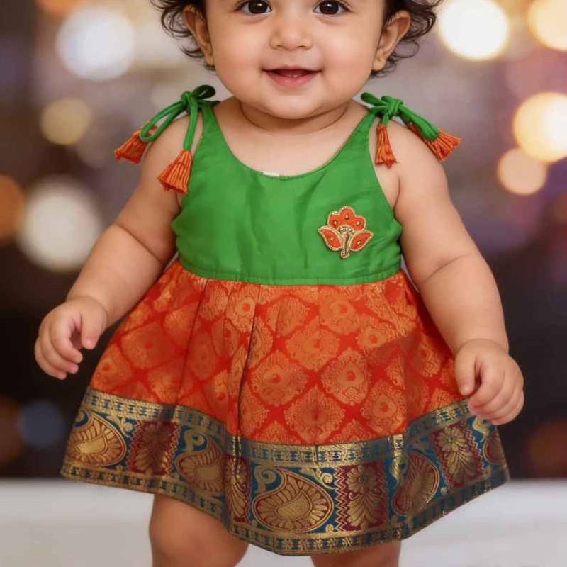 NEW BROIDERED CHILDRENS PARTY DRESS LD 44 PB 36