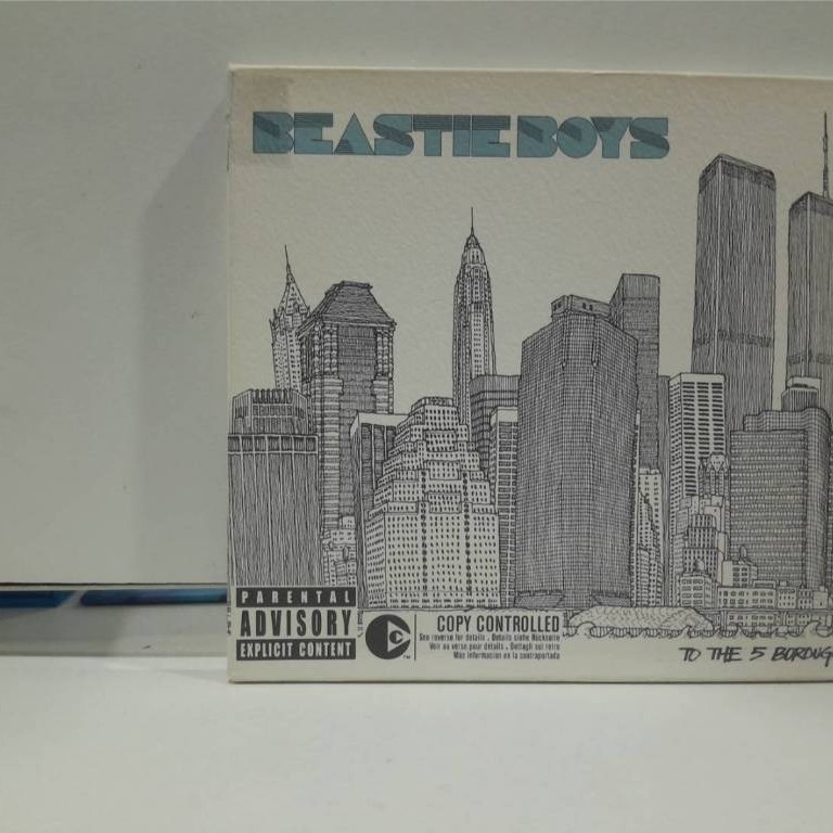 1  CD MUSIC ซีดีเพลงสากลBarcode  To the 5 Boroughs Beastie Boys    (C8D9)