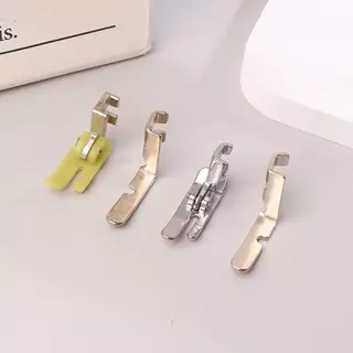 EDTH 4 ชิ้นเก่าจักรเย็บผ้าซิป Presser Foot Set (ตีนผีเหล็ก, ตีนผีพลาสติก, รูซ้ายและรูขวาด้านเดียว)