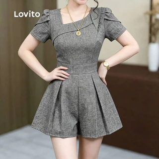 Lovito จั๊มสูทผู้หญิงสีเทา สไตล์ลําลอง ทรงไม่สมมาตรระบายพลิ้วไหว เหมาะสําหรับใส่ในฤดูใบไม้ผลิและฤดูร้อน L189ED207