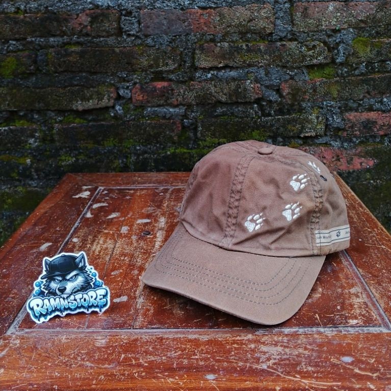หมวก Jack wolfskin**