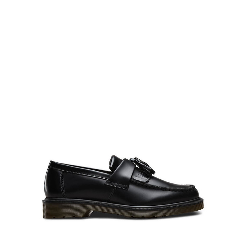 Dr Martens รุ่น Adrian รองเท้าโลฟเฟอร์มีพู่ Unisex - สีดำ