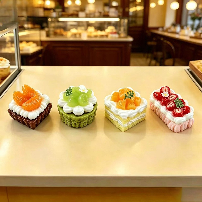 10ชิ้นครีมเค้กผลไม้ขนมอาหารเรซิ่นเสน่ห์สําหรับ ทําเอง(10-377)