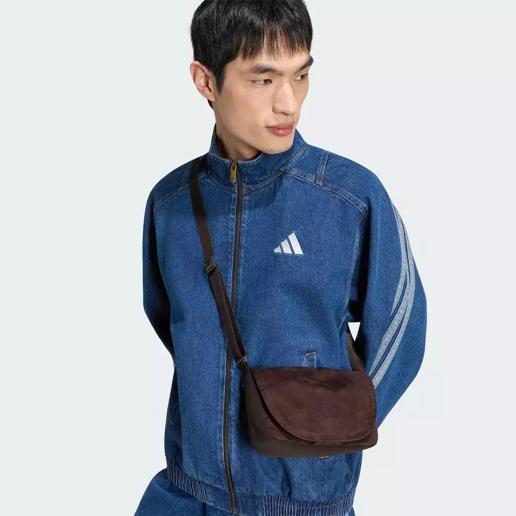 adidas ไลฟ์สไตล์ กระเป๋าสะพายข้าง Soft Lux Unisex สีน้ำตาล KU9679