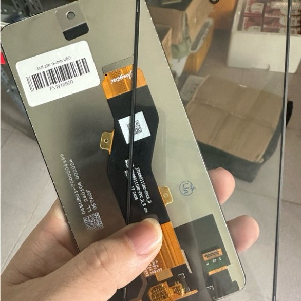 แว่น Zte nubia v60,V70,v70 max,v80 max สําหรับกดกระจก