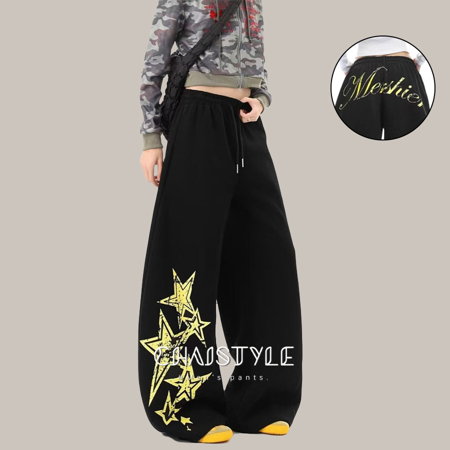Chaistyle กางเกงขายาวผู้ชาย หลวมสบาย ความสะดวกสบาย มีลายดาวและพิมพ์ลายตัวอักษร เอวยางยืด มีกระเป๋า กางเกงลำลอง