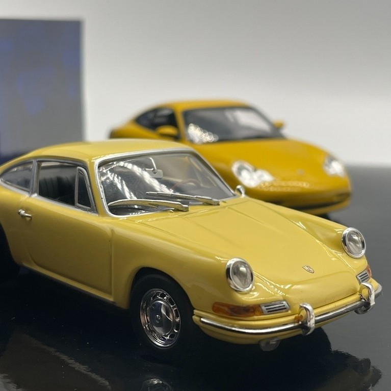 1/43 Mini Cut Porsche 911 40th Anniversary Double Car Cover Limited Edition Box, Record the Encounte