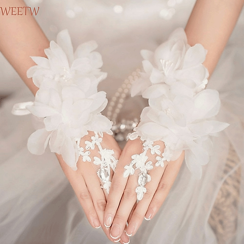 ถุงมือเจ้าสาว สุดสัปดาห์,ถุงมือไร้นิ้วลูกไม้ลายดอกไม้หรูหรา,ถุงมือแต่งงานไร้นิ้วมุกโรแมนติกแฟชั่นประสิทธิภาพโอเปร่า