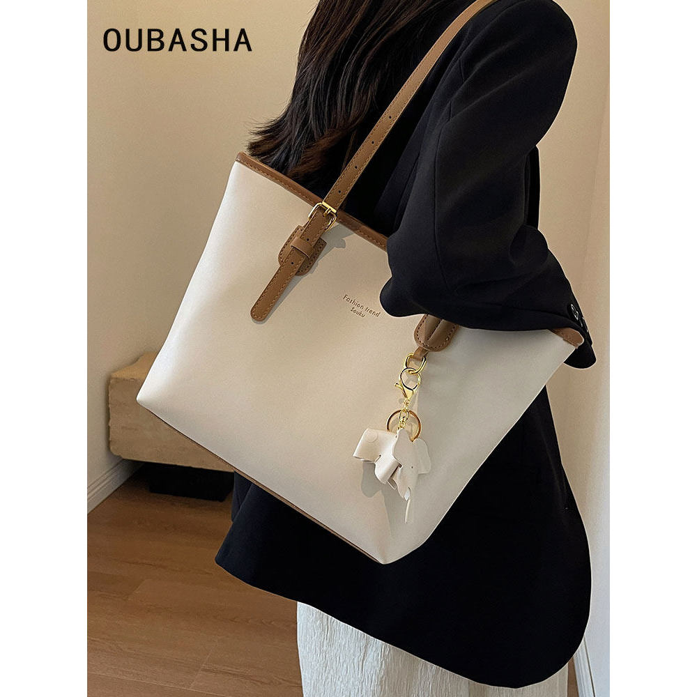 กระเป๋า berry q gental women กระเป๋าผู้หญิง Niche Design ฤดูใบไม้ร่วงฤดูหนาว Commuter กระเป๋าสะพาย